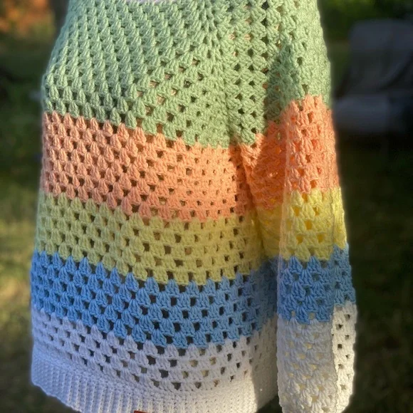 Pastel Oversized Handmade Sweater - Picture 6 of 6